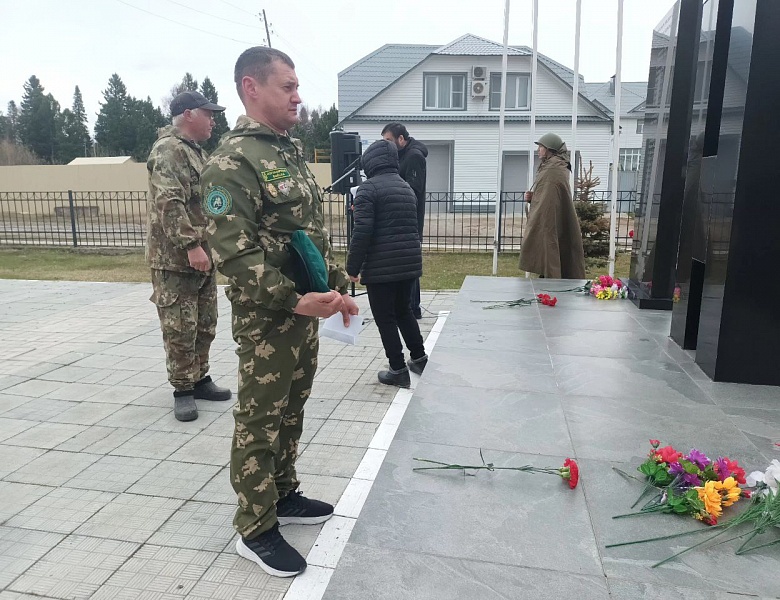 В День Пограничных войск...